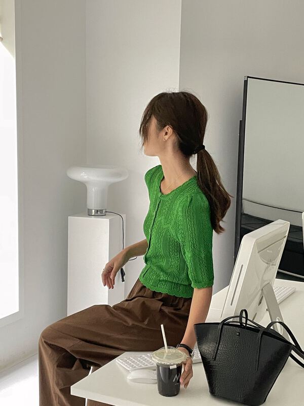[clean space] ice silk comfortable breathable texture hollowed out sweater 31562# CLS