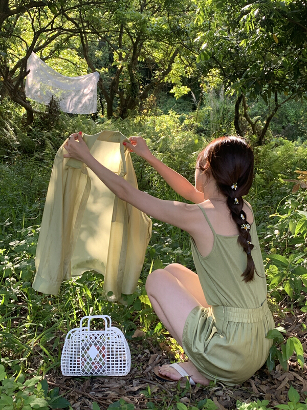 New in early summer! [vis type] simple solid color thin vest / sling 9179# hjy