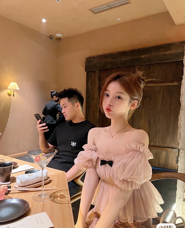 [goblin] one shoulder small sexy aging shirt 22169# PCZ