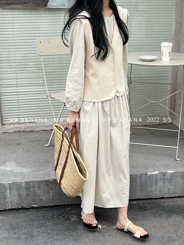 New year in early spring! [mr.banana] Korean version simple temperament versatile bubble sleeve dress ys1-1003# L