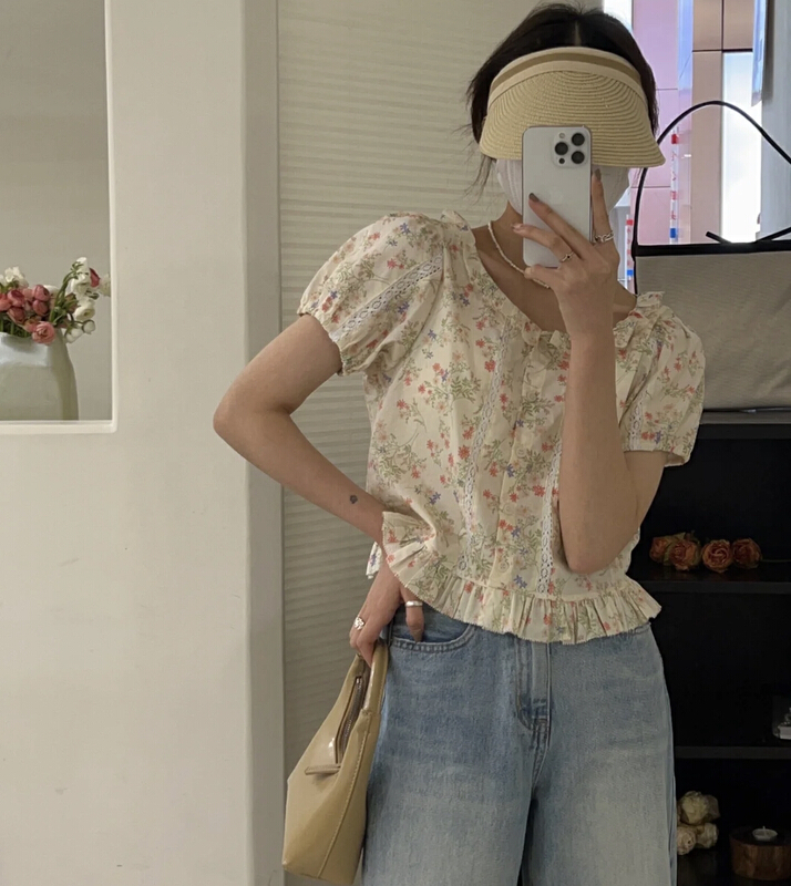 New in early summer! [tototellme] Korean version of simple floral blouse (only selling blouses) 23162# HBx