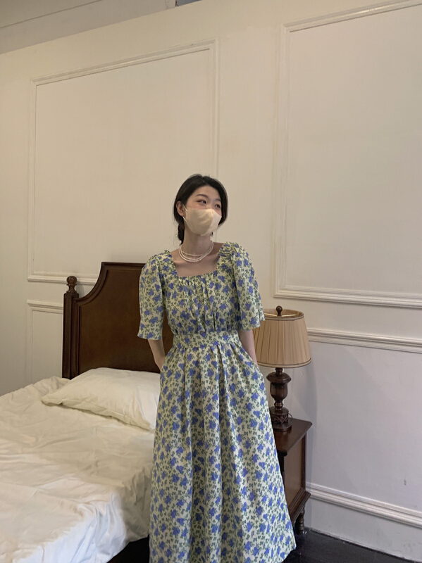 [sunshine] temperament printed square neck bubble sleeve slim dress (with belt) 9563# cqw