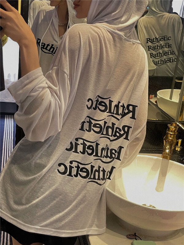 【WUT/N COLA】連帽字母時尚防曬衫  6688#  LSL