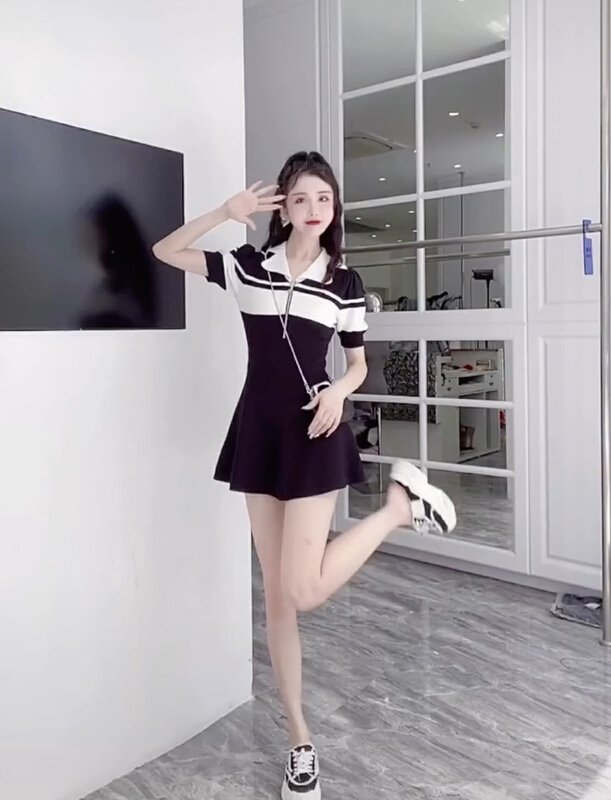 New in early summer! [ou zhengsha] fashion temperament stitched striped dress (only dresses) 18750# JJ