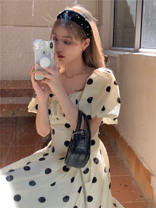 New in early summer! [timely rain] Han Feng ins temperament sweet wave point design dress 32559# WPL