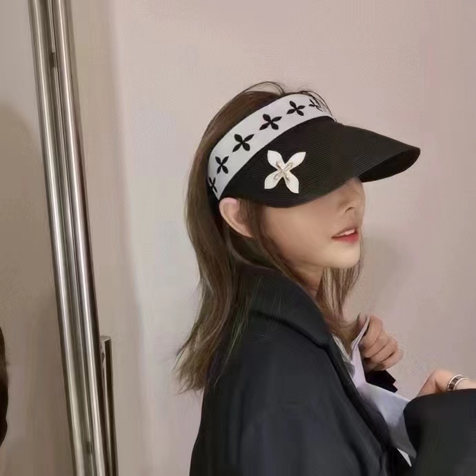 goods in stock! New in early summer! [DS. Gift] color blocking age reducing versatile fashion hat ys1-5216# LSL