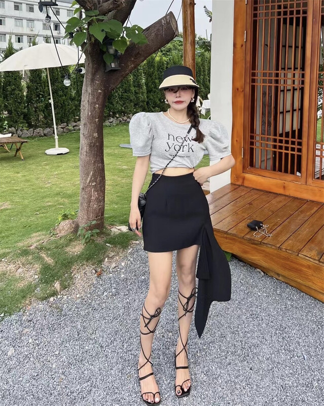 Slim skirt