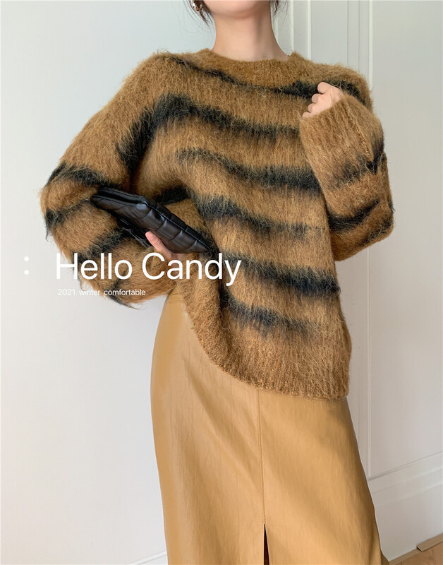 [candy] Korean round neck zebra warm sweater (30% wool content) 21010301\zsy