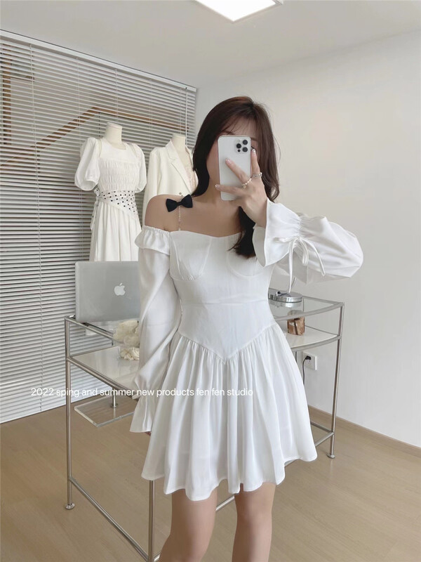 New year in early spring! [fne fne] Korean fashion off shoulder collar Ruffle sleeve design dress 2624# WPL