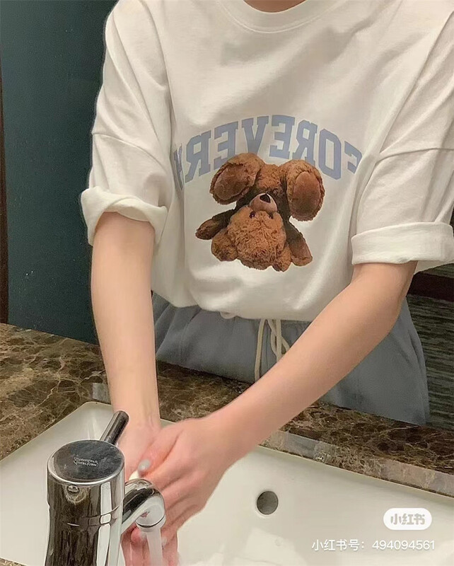 Original price 31.58! New year in early spring! [Naikan Nik] Korean bear print round neck Pullover short sleeve T-shirt 8320# lwy