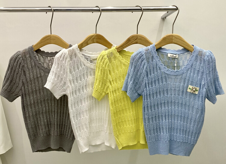 [BL Bertie Leah] simple and versatile comfortable sweater 23256# XYJ