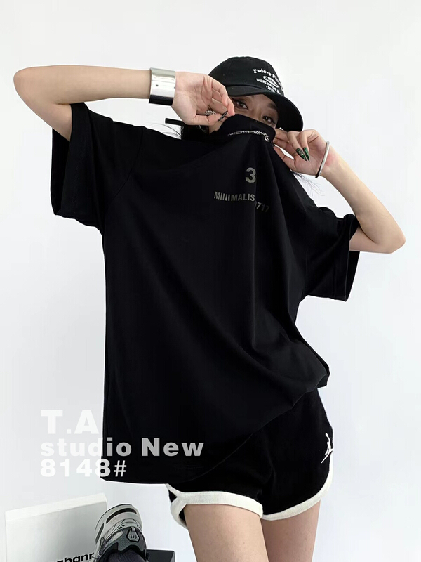 [ta+] trendy lettered short sleeve T-shirt 8148\y