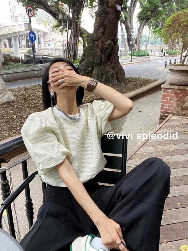 【 vivi 】 Plaid bubble sleeve temperament shirt 7597# ozq