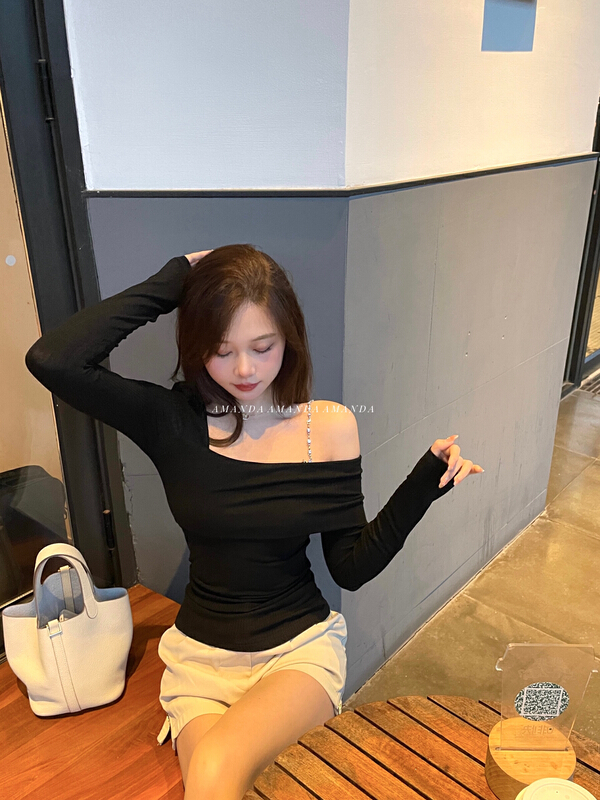 New year in early spring! [Amanda] small crowd pure desire wind diagonal shoulder chain small shirt 9016# hjy