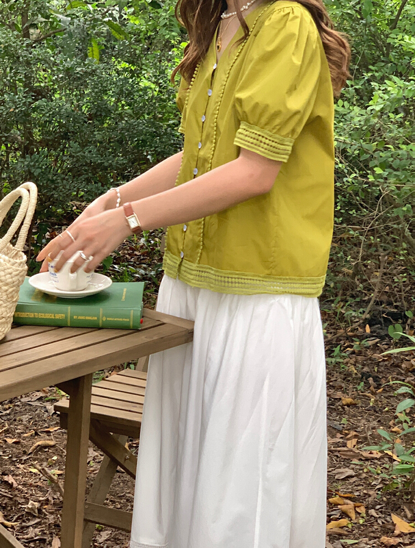 [meetu] French V-neck gentle style bubble sleeve shirt 22193# HBx