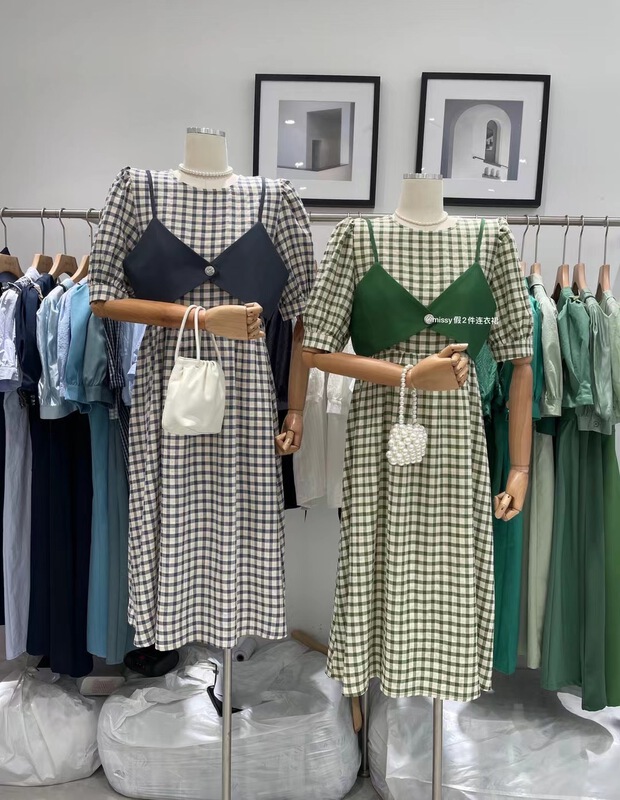 New in early summer! [miss. Y] lady Plaid stitching dress 8999# zxx