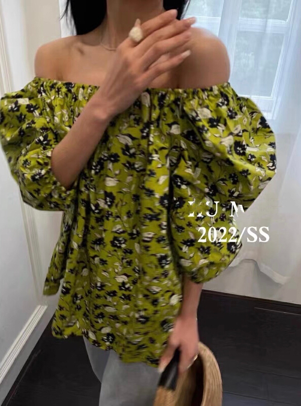 New in early summer! [MI] the new Korean version of two wearing floral blouses (only selling blouses) 9126# PCZ