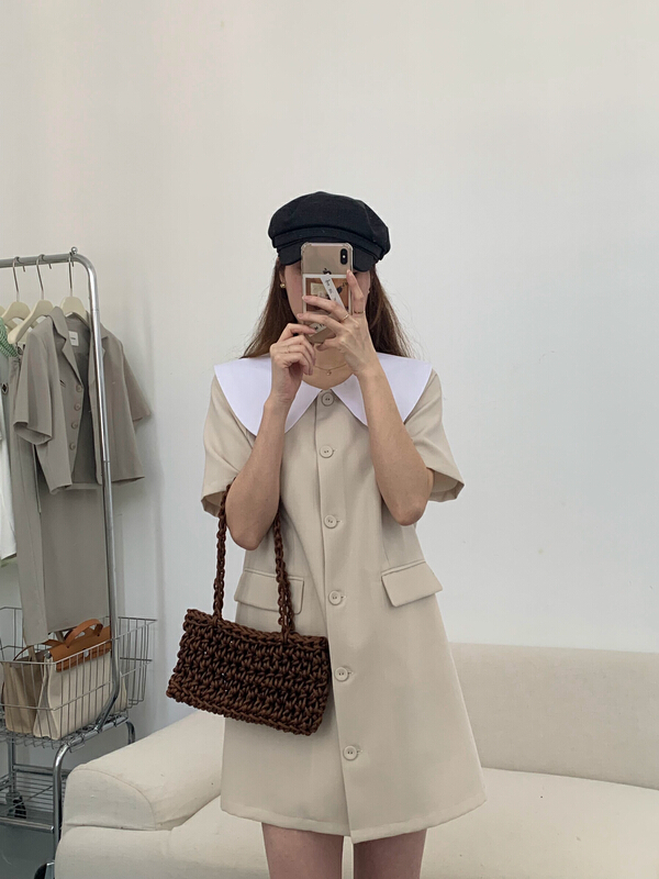 [about me] Korean version high-grade color contrast doll neck small fragrance dress 216415# cqw