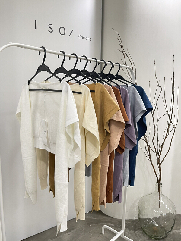 New year in early spring! [ISO Korean] simple and versatile fashion shawl 1106# hjy