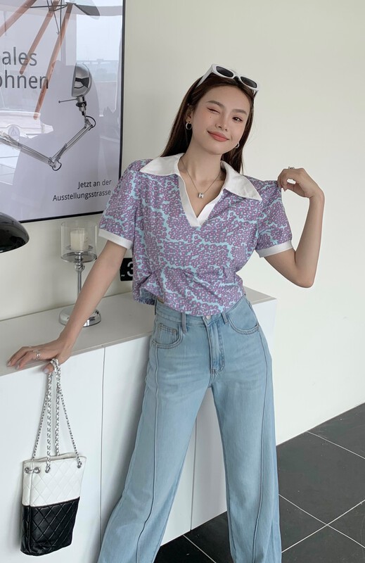 [qixuan'er] Korean version small broken flower bubble sleeve short sleeve T-shirt 2681# LSW