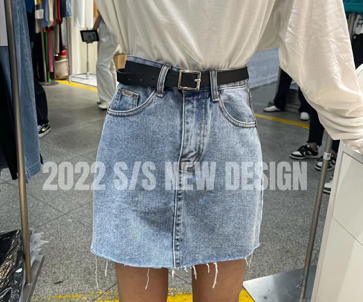 New in early summer! [original in Korea] Korean version of high waist and thin denim skirt (with belt) 2700# L