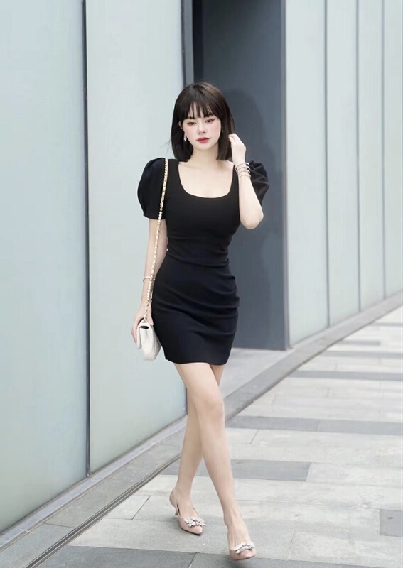 New year in early spring! [Xiye] square neck bubble sleeve solid dress ys1-a5898# JJ