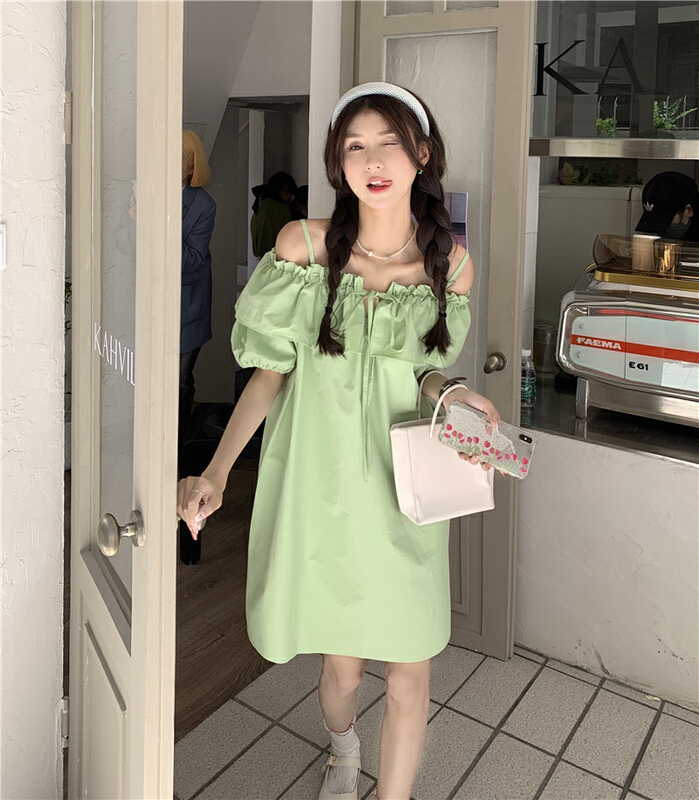 [timely rain] Han Feng ins sweet design feeling off shoulder bandage bubble sleeve dress 0215# WPL