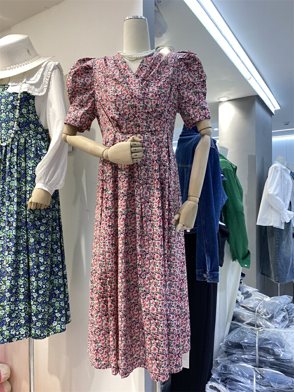 New in early summer! [zicci] French bubble sleeve V-neck dress 106578# lwy
