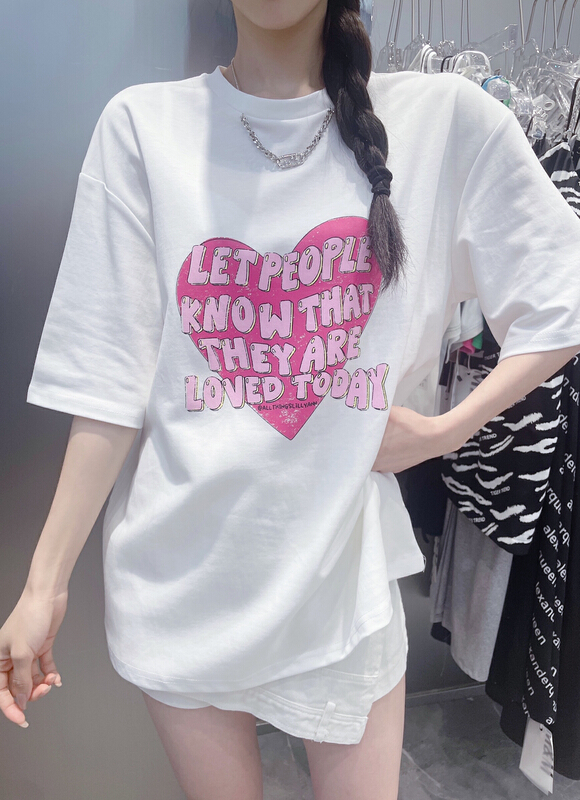 New in early summer! [M & M] Korean small design Short Sleeve T-shirt (with chain) 16377# PCZ
