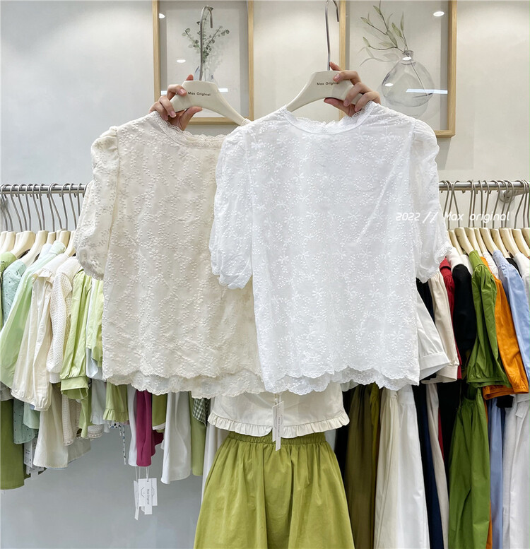 [Max original] small crowd round neck Embroidery Shirt 98211# HBx
