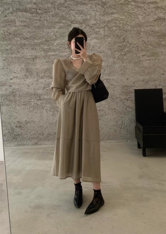[3. Three point] Korean loose shirt + slim skirt two piece suit 7202# cqw