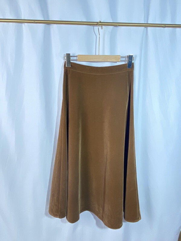New in early summer! [Yi show shop] light mature style, simple, age reducing and thin skirt 1013# Cl
