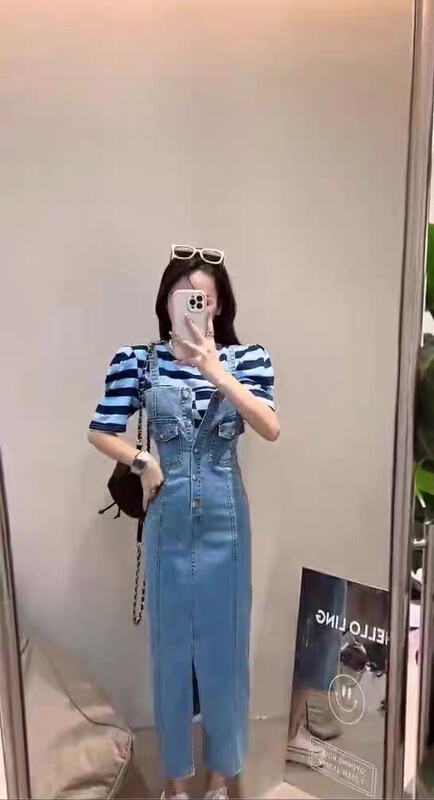 現貨!初夏上新!【MI NI】韓版時尚條紋T恤+口袋百搭背帶裙套裝  2703-1#  PCZ
