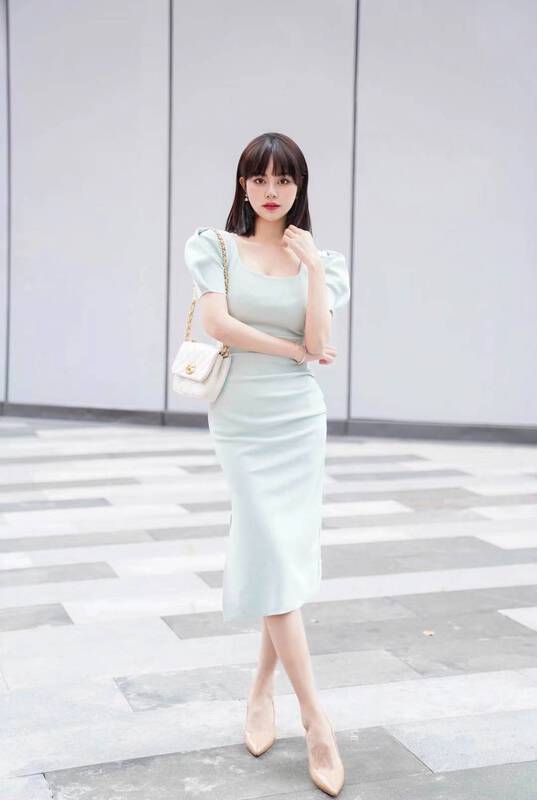 New year in early spring! [Xiye] ladies show thin square neck bubble sleeve solid color dress a5899# JJ