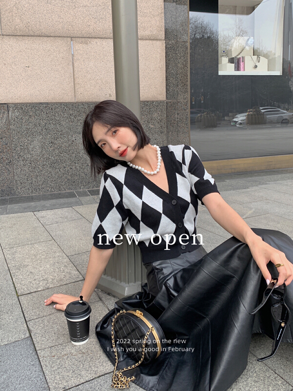 [new open] V-neck color blocked single breasted warm sweater (including 6% wool) gm22311# zxl