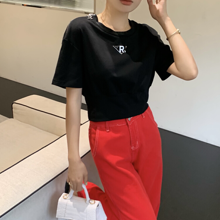 New in early summer! [qixuan'er] round neck lettered Printing College style design sense of foreign style label short sleeve T-shirt 2657# LSW