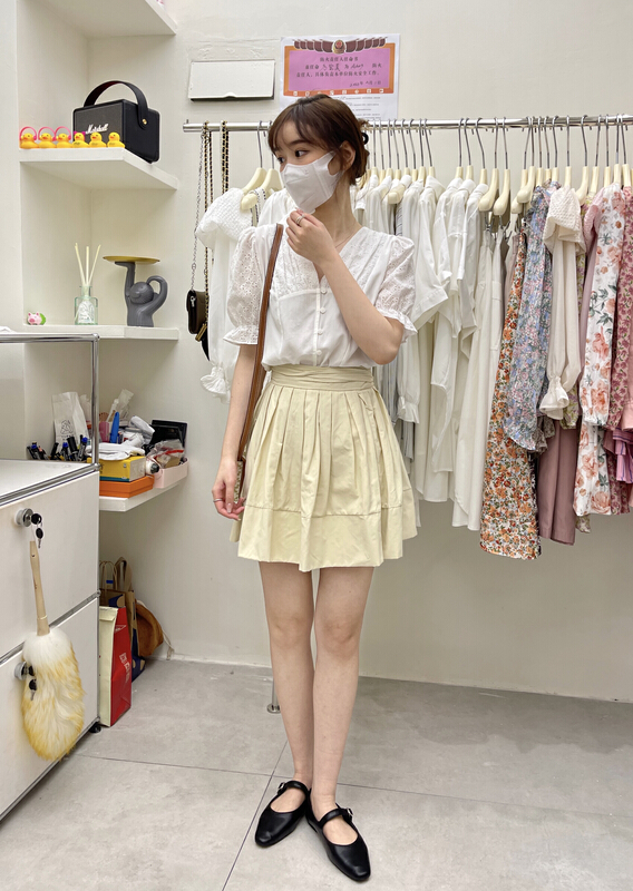 New in early summer! [uone] pure desire temperament A-shaped slim skirt 98516# LSL
