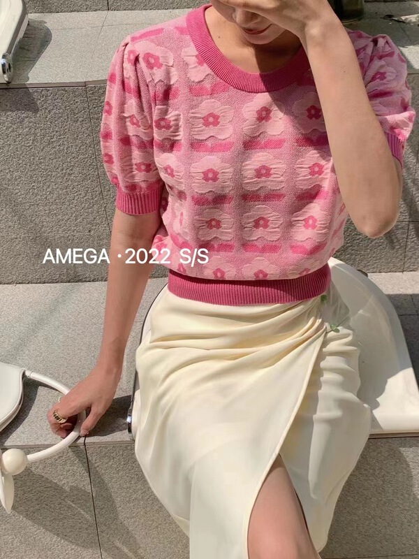 [amega] crew neck slim flower short sleeve T-shirt 6950# HBx