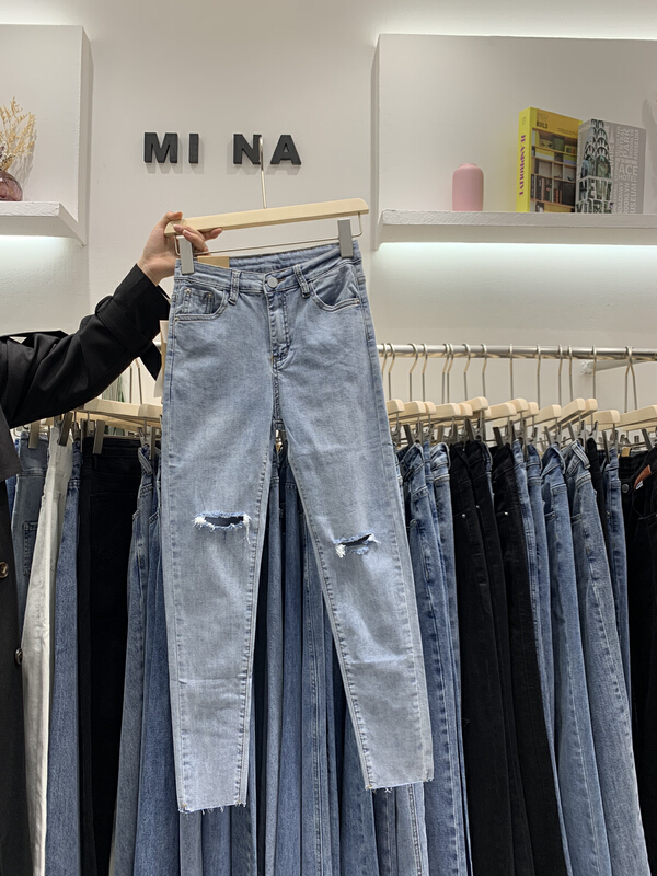 New year in early spring! [Mina] small leg jeans 6158# LSW with holes