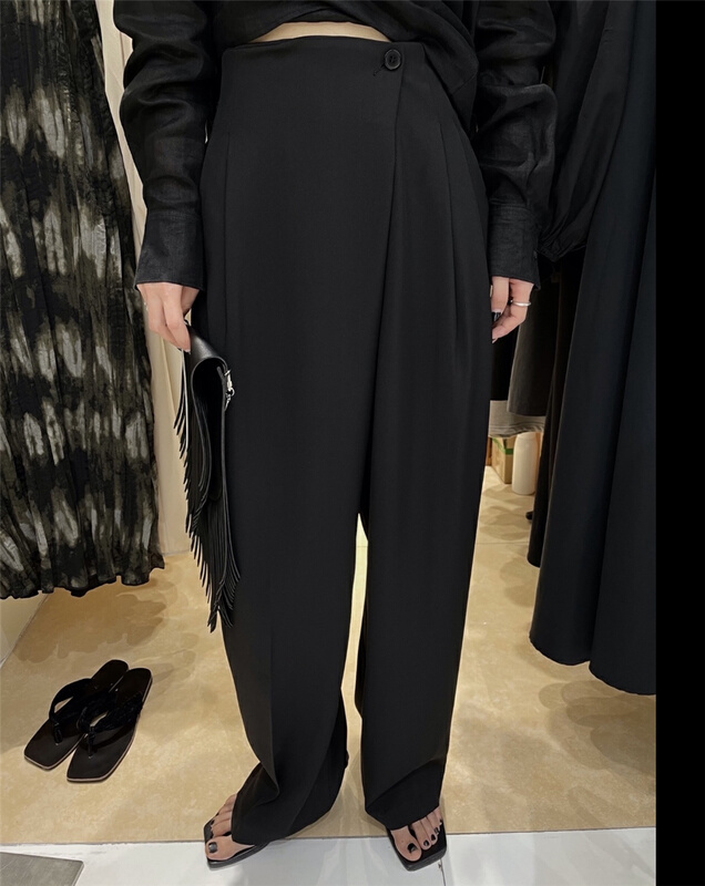 [one more] straight and versatile slacks 22021# XYJ