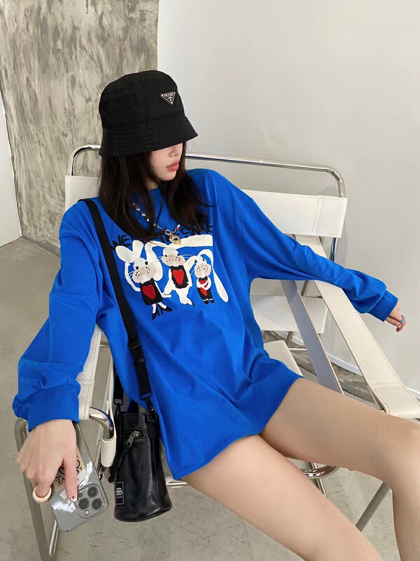 【NANCY】三小兔子寬鬆版可愛刺繡長袖T恤  6168#  WPL