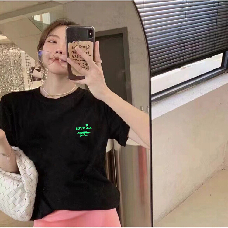 New year in early spring! [Yingquan she] Korean three-dimensional letter small logo short sleeve T-shirt 5116# XYY