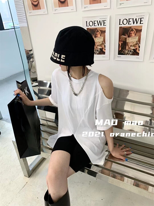 New in early summer! [Maomao] niche design off shoulder short sleeve T-shirt 9073# WTT