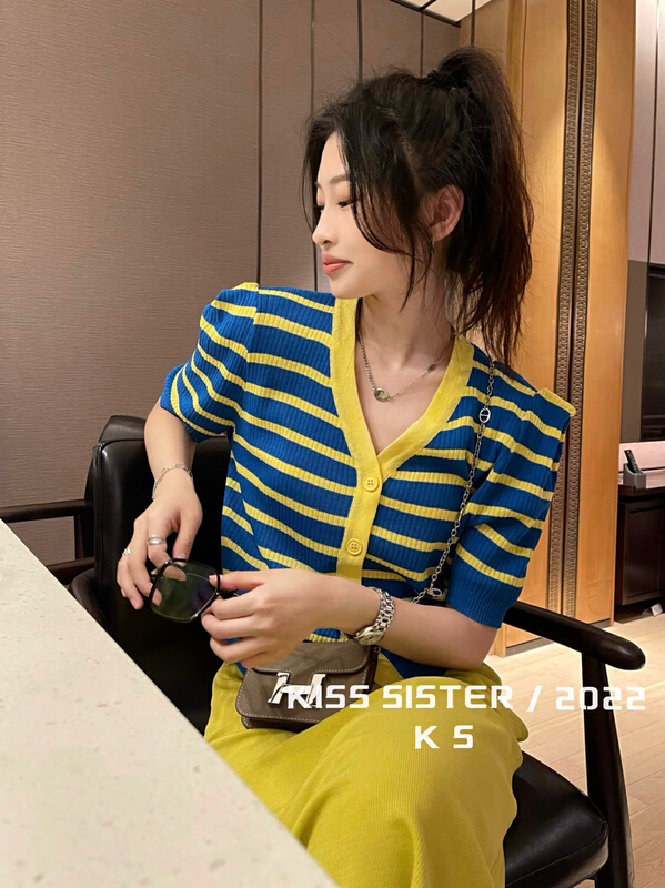 New in early summer! [kiss sister] Korean soft atmosphere sweater 8023# ozq
