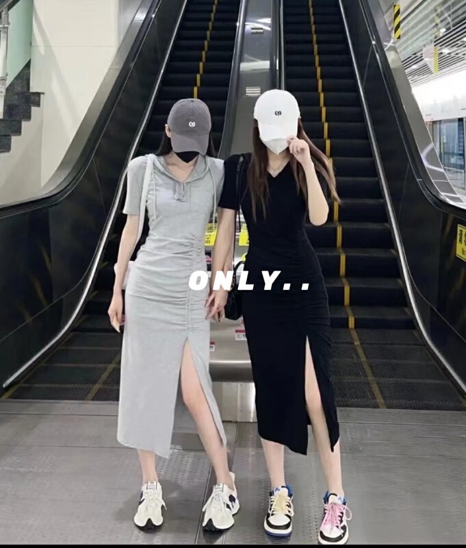 New in early summer! [only] hooded V-neck slit dress 3121# JJ
