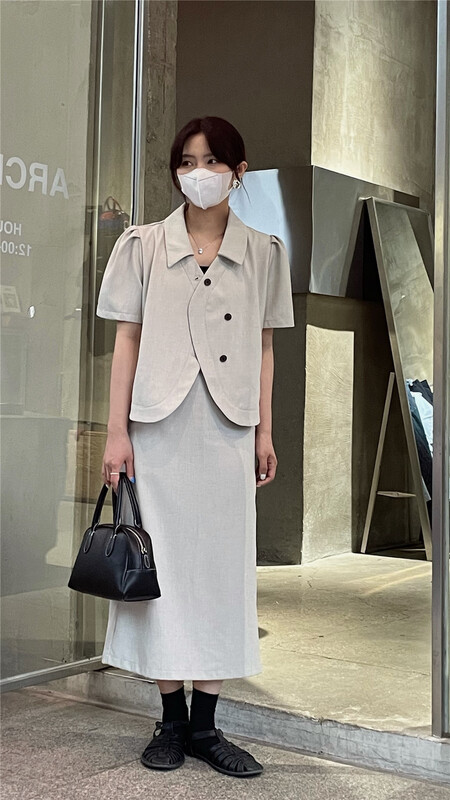 goods in stock! [blooming's] Korean solid slim skirt 6878# cqw