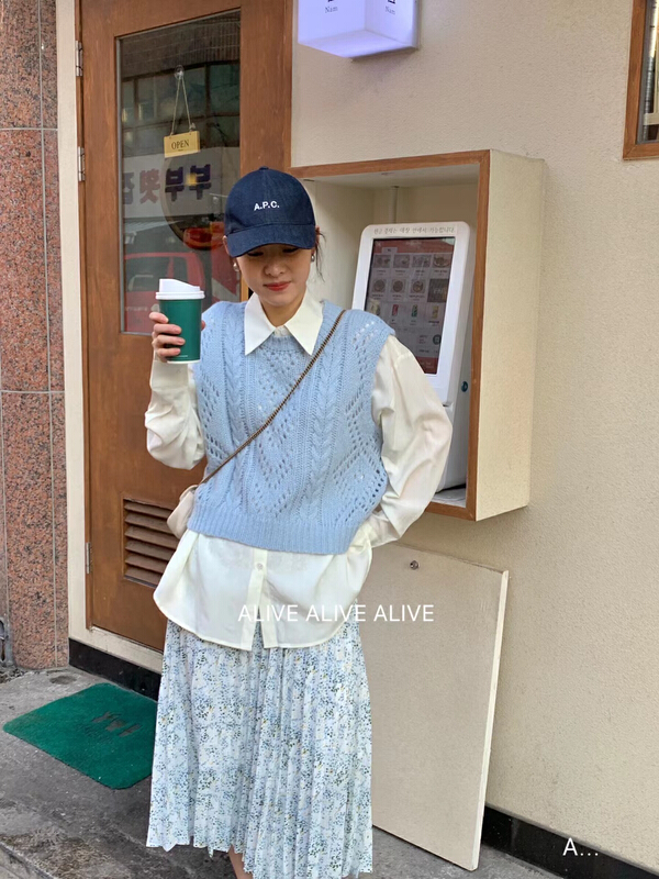 [alive] Korean Lingge hollow vest (20% wool content) 21350# lwy