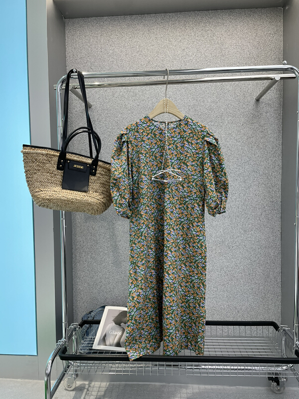 goods in stock! New in early summer! [bobo1972] fashion round neck medium length floral dress 226082# ozq