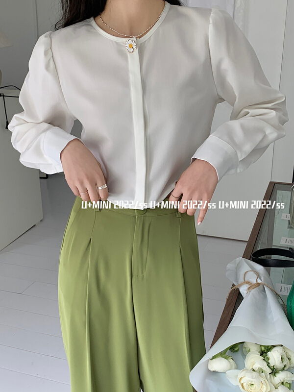 Original price 73.32! New year in early spring! [U + Mini] Korean Daisy button short blouse d0360# WPL