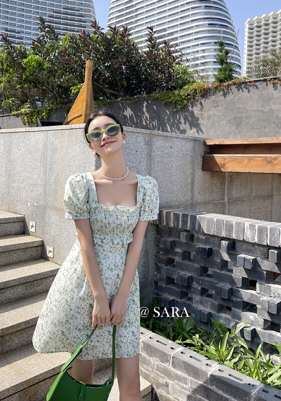 goods in stock! [Sara] sweet little floral square neck back bandage dress 16959# lwy